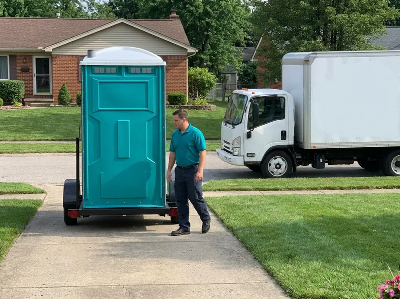Luxury Restroom Trailer Rental in Dayton, OH